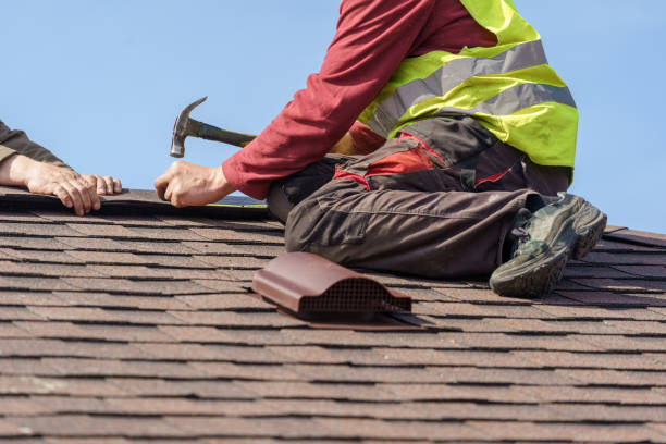 Best Emergency Roof Repair  in New Rockford, ND